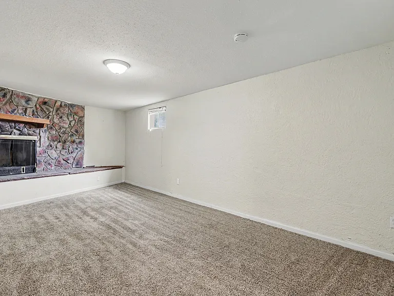 1731 Auburn Dr — Photo 20