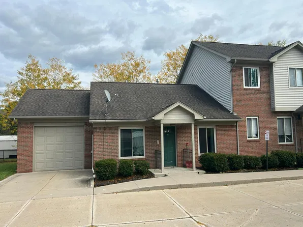 18530 E Forteen Mile Rd APT 9, Fraser, MI 48026
