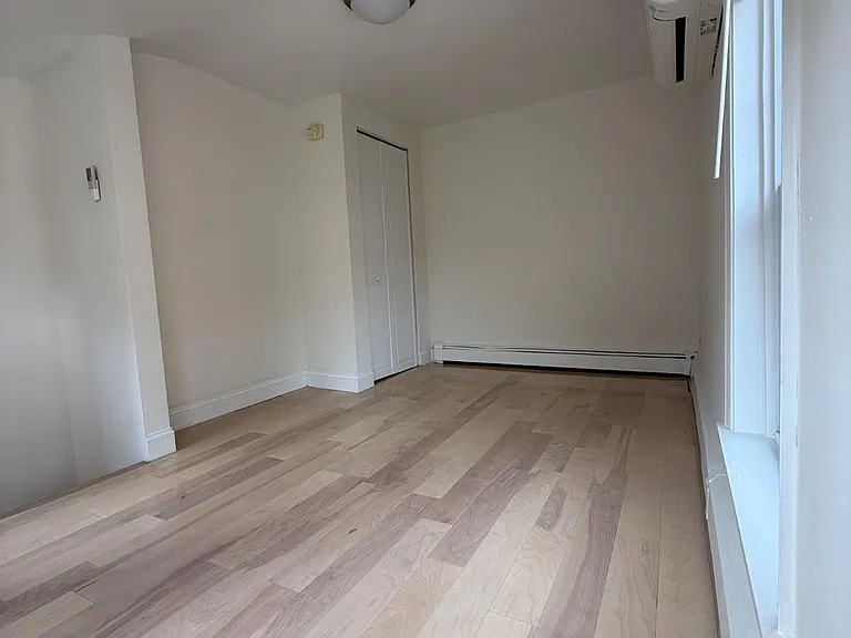 408 S Alder St — Photo 17