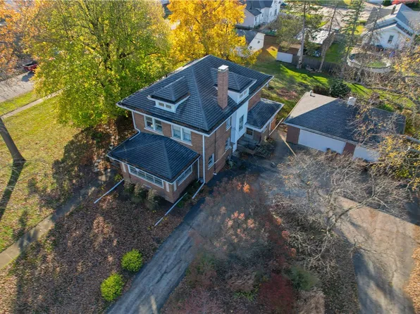 207 S Scott St, Oakwood, IL 61858