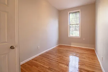 Rented by Isaac Silberstein, LREB