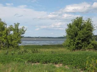 809 W State St, Fox Lake, WI 53933