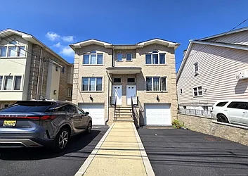 233 Warren Avenue, #B