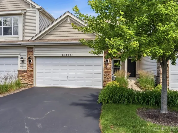 6N307 Whitmore Cir Unit B, Saint Charles, IL 60174