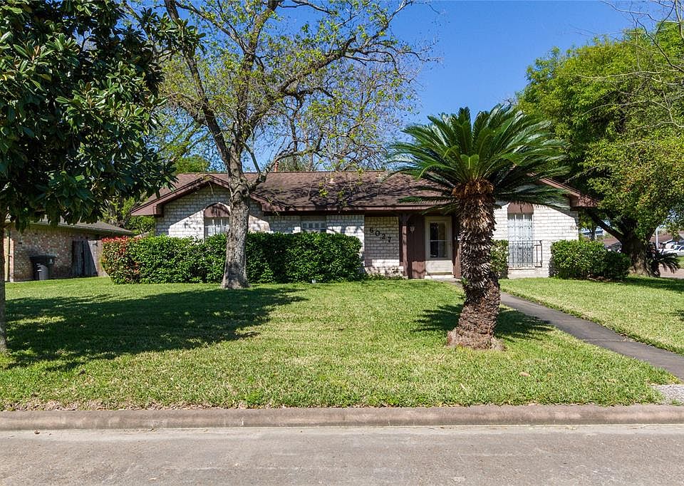 1st image of 6027 Black Gum Dr