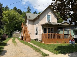 1004 S Jackson St, Jackson, MI 49203