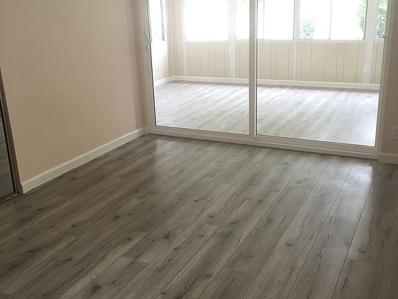 3rd image of 6112 Carpenter Ave #House