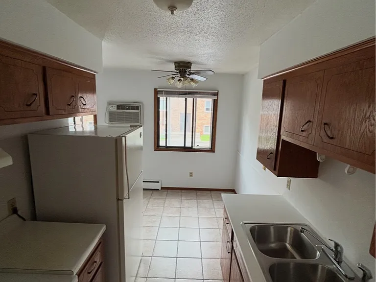 3826 Stinson Blvd NE #201 — Photo 9
