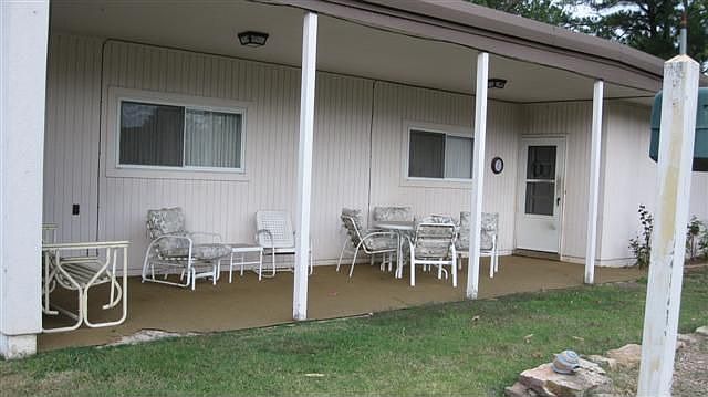 2nd image of 2510 Lyndell Pl