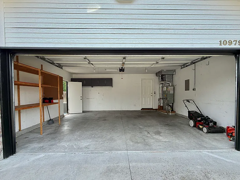 10979 W Tidewater Ct — Photo 3