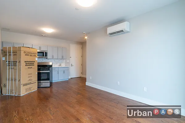 Rented by Urban Pads | media 10