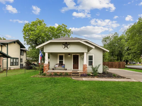 605 W Doyle St, Granbury, TX 76048
