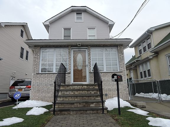 2nd image of 26 Ellington St