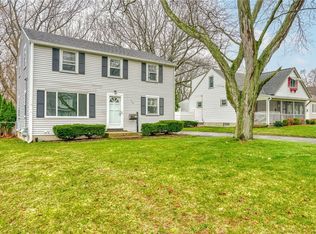170 Hilltop Rd, Rochester, NY 14616