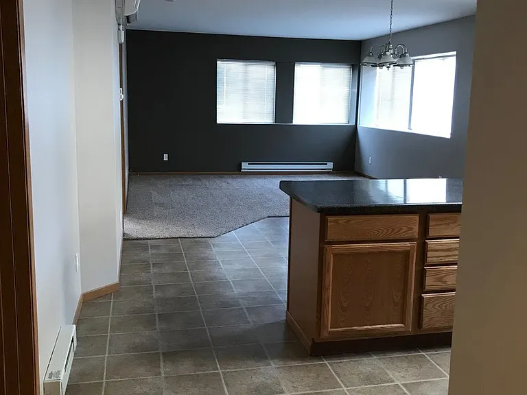 Apartments on Main - Live the Downtown Lifestyle — Photo 20