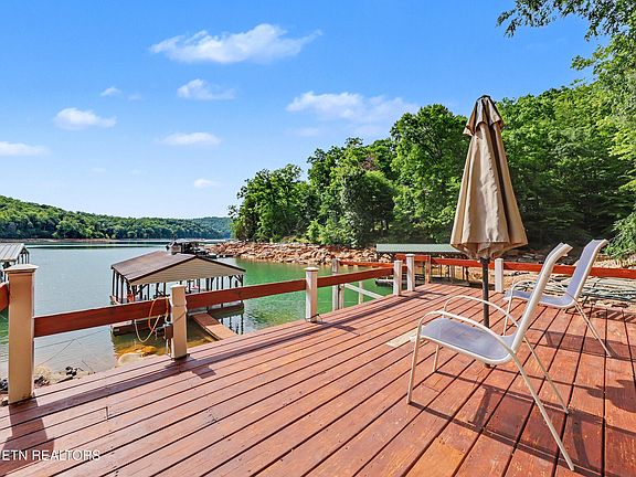 3rd image of 949 Flat Hollow Marina Rd