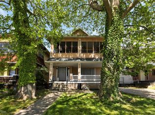 851 Paxton Rd, Cleveland, OH 44108