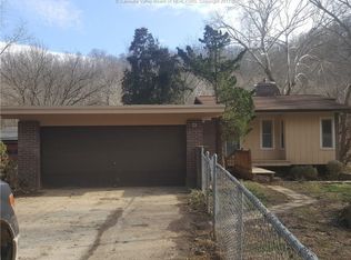 200 Riverview Way, Elkview, WV 25071