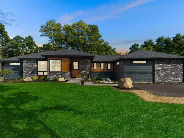 815 N English Settlement Ave, Burlington, WI 53105