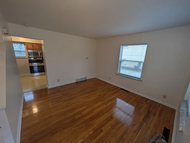 393 S Oriole Trl — Photo 2