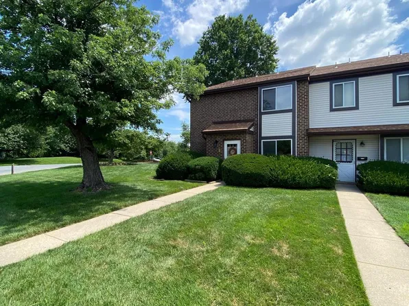 4002 Golf View Dr #4002, Newark, DE 19702