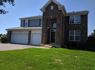940 Leeward Ln, Hampshire, IL 60140
