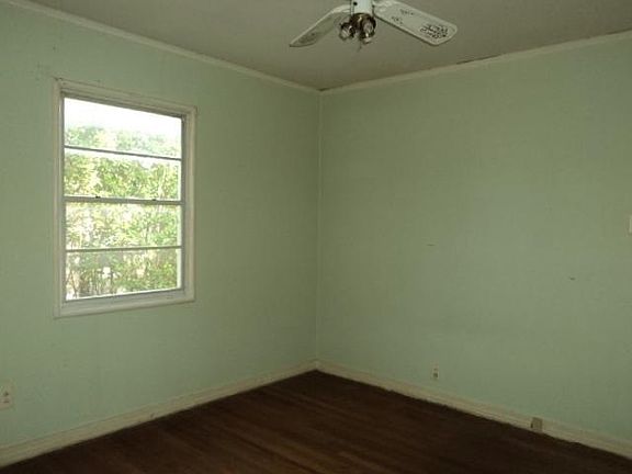 5th image of 1505 James Dr