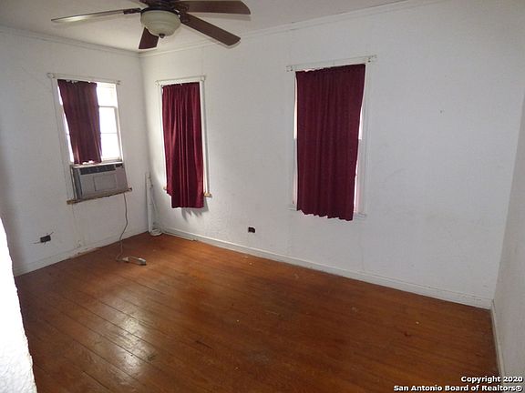 4th image of 315 Hermitage Ct