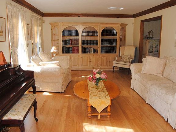 Living Room 2nd View