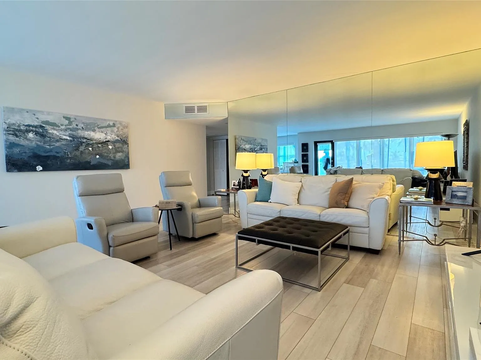 2 bed, 2.0 bath, $4,800 — Photo 3
