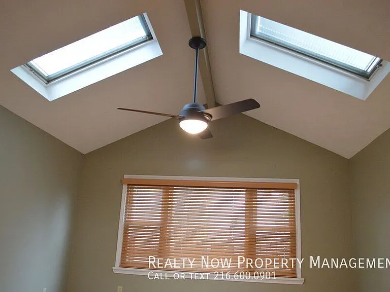 23805 E Groveland Rd #23805 E GROVELAND — Photo 5