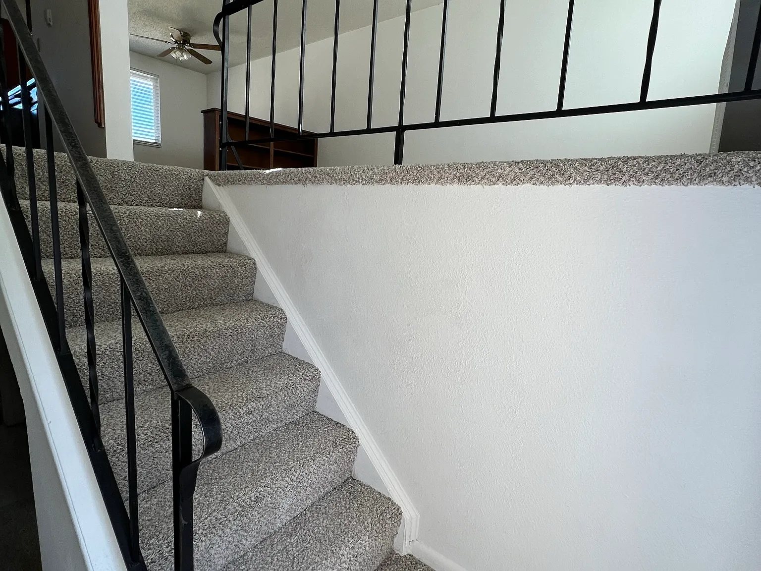 2 bed, 1.5 bath, 1000 sqft, $1,850 — Photo 2