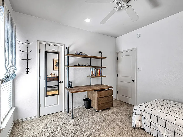 5908 Pedernales Dr — Photo 24