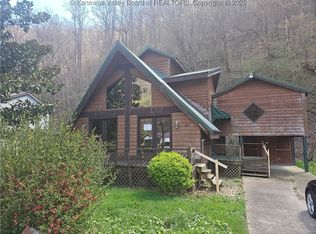 4082 Dixie Hwy, Lizemores, WV 25125