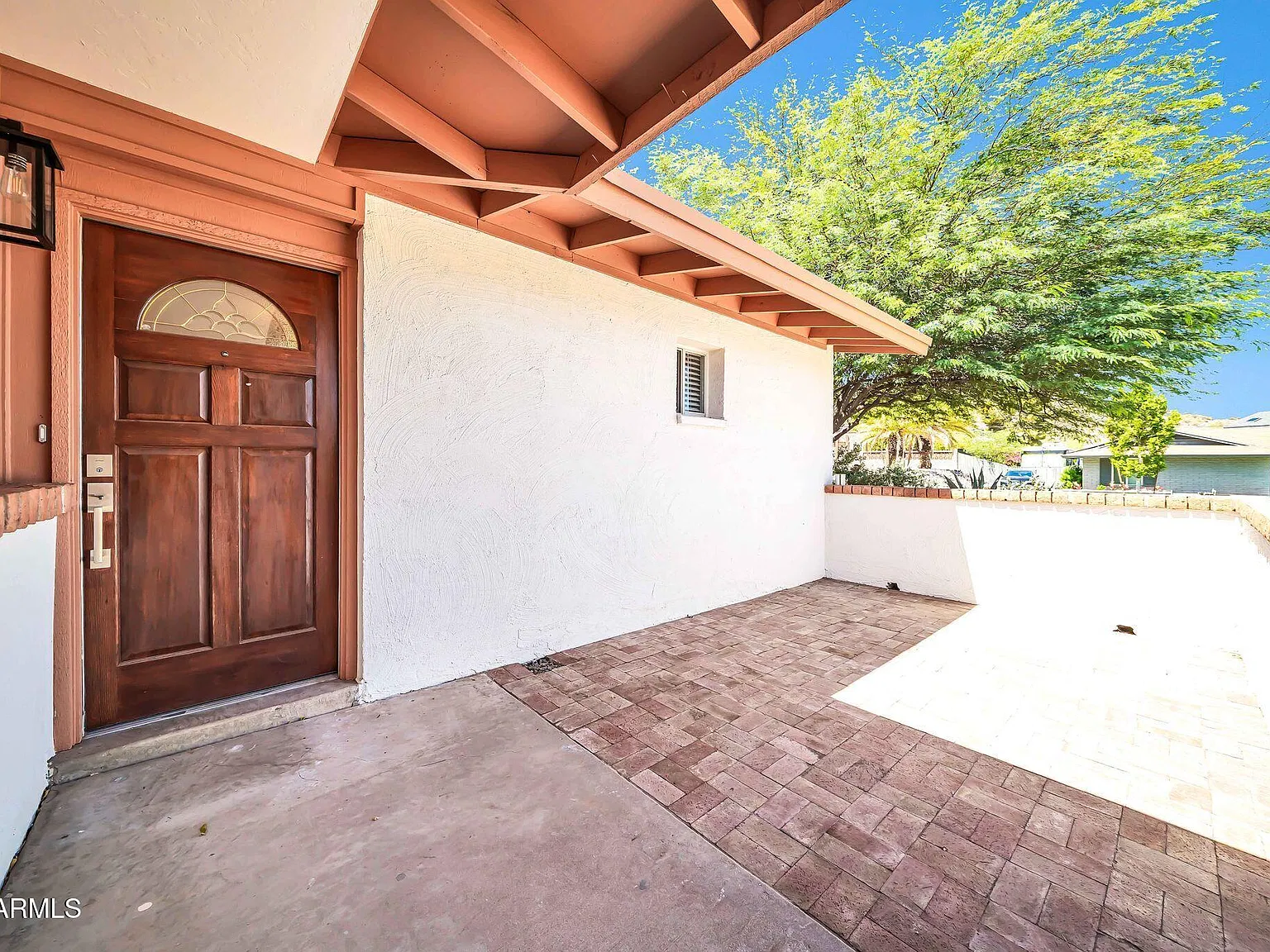 4 bed, 2.0 bath, 2079 sqft, $3,200 — Photo 4
