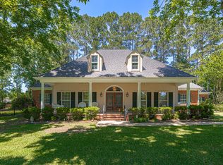 101 Shadia Dr, Clinton, MS 39056