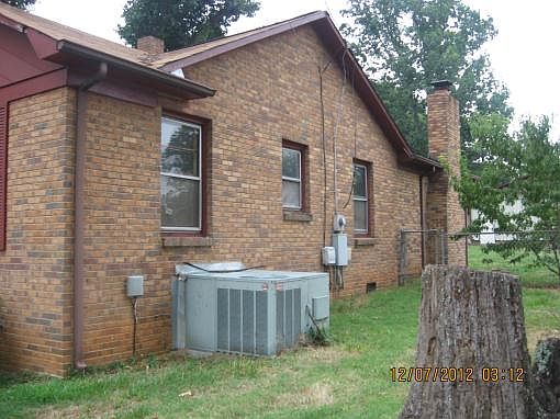2nd image of 282 Shady Ln