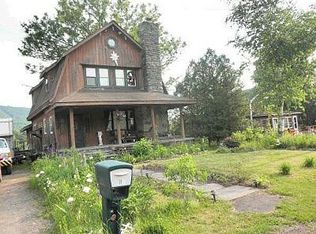 23 Railroad Ave, Stamford, NY 12167