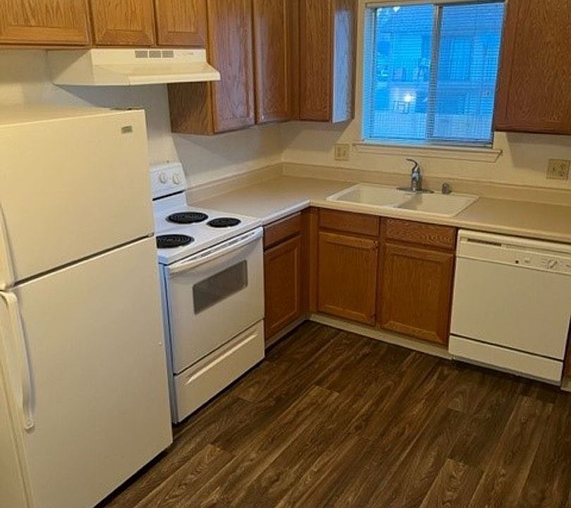 1st image of 314 W Eighth St APT 2