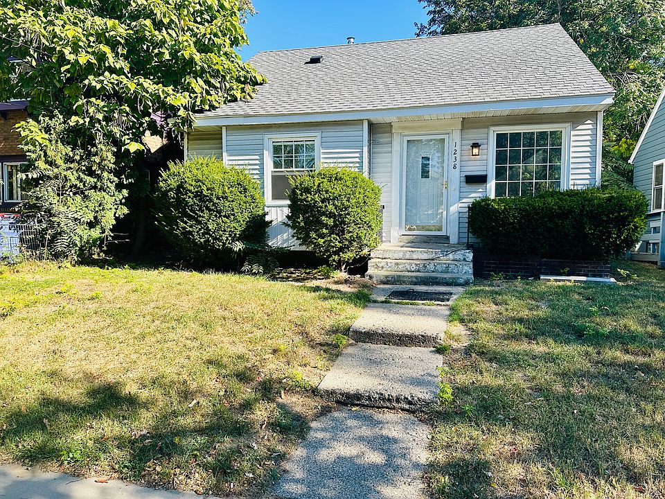 1st image of 1238 Kalamazoo Ave SE