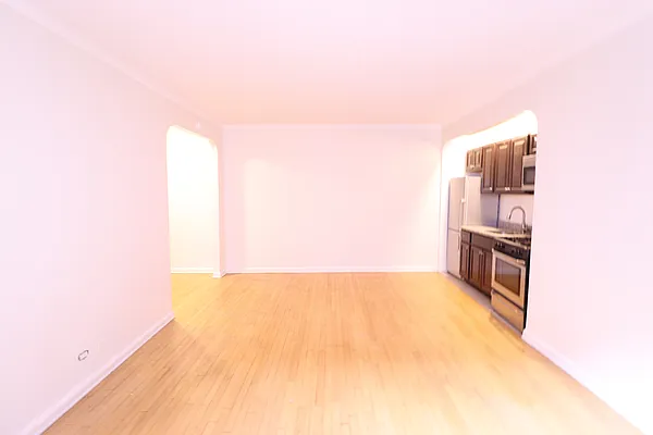 Rented by A&E Real Estate Management | media 6