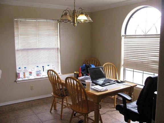 2nd image of 4720 Larkspur Dr