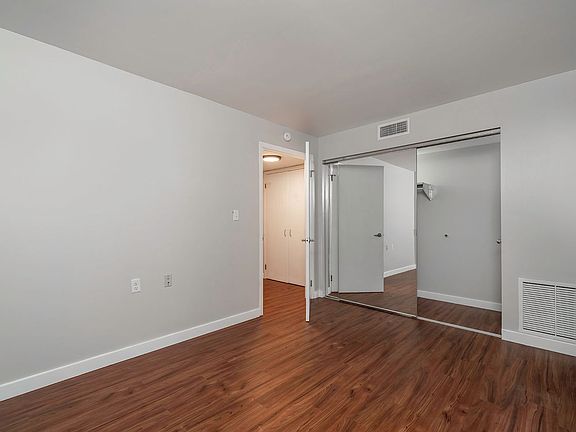 5th image of 1300 High St #1304C