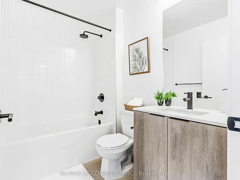 2495 Eglinton Ave W #2709 — Photo 25