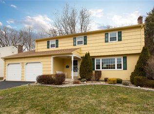 36 Jeffrey Ln, Newington, CT 06111