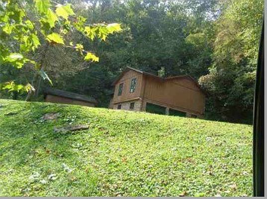 2nd image of 1075 Marine Dr
