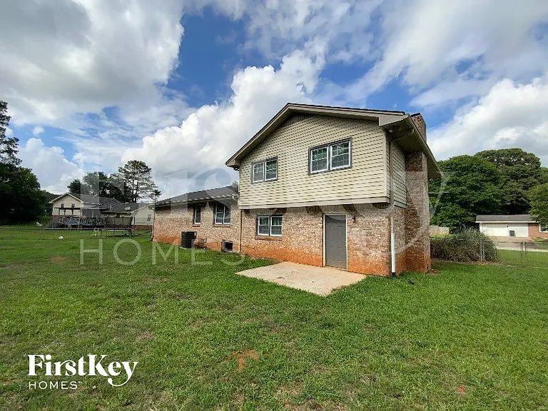 1051 Tony Valley Dr SE — Photo 12