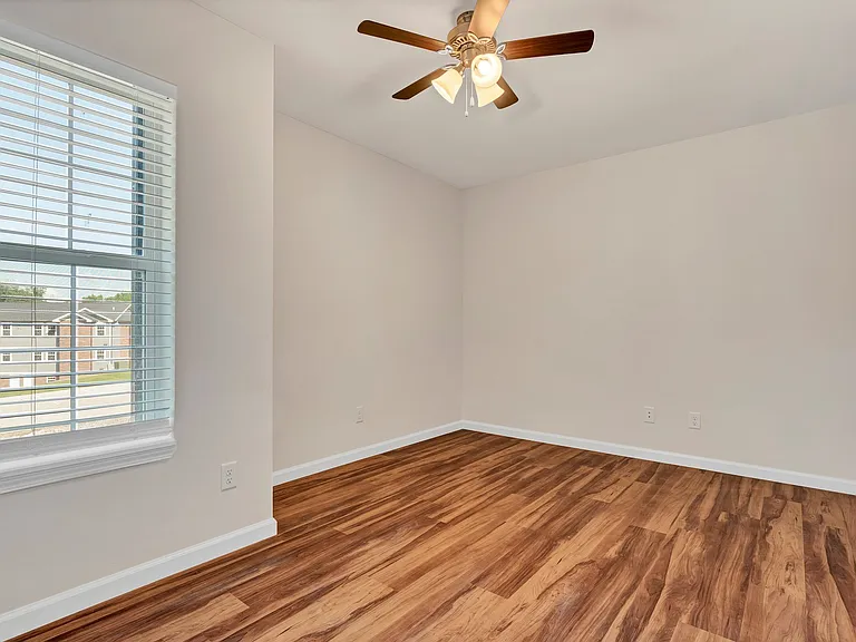 1112 Bertling St #7 — Photo 5