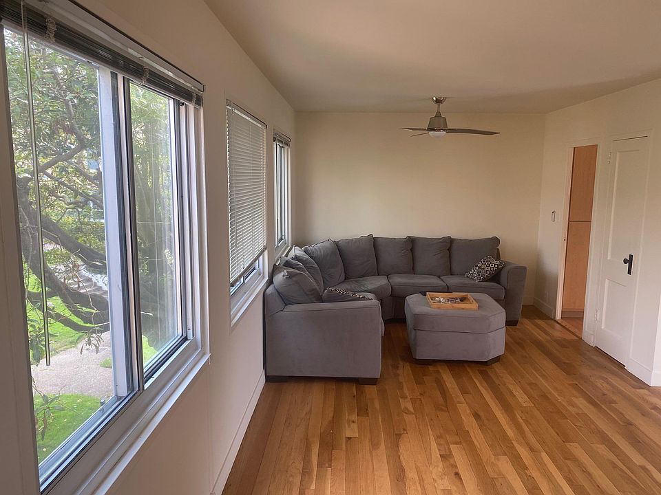 1st image of 321 Arballo Dr