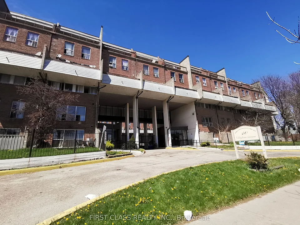 10 Eddystone Ave #148